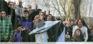 VIDEO Orthodoxe Fluss-Segnung in Würzburg/Main am Fest "Theophanie" 2015